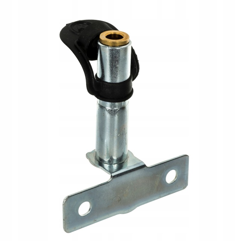 Attaching the flash to the side with a granite pin