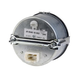 Engine speed indicator, tachometer with counter