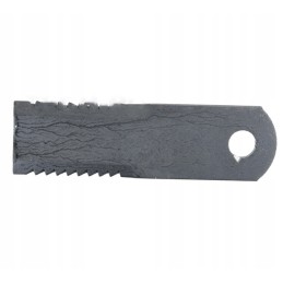 Movable toothed blade of the forage harvester chopper