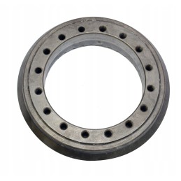 Attack roller with a cat telehandler