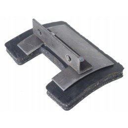 The rubber blade of the grain feeder is complete