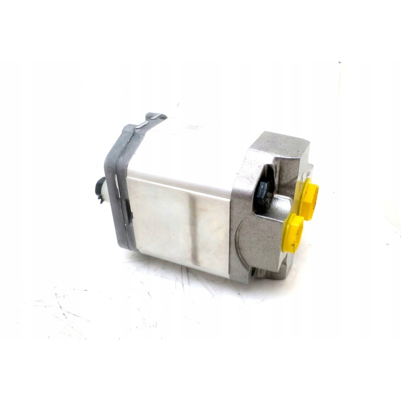 Snp2 a17l txny hydraulic gear pump