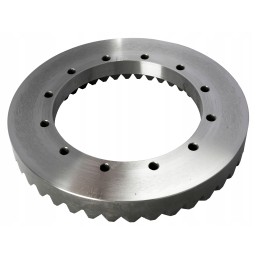 Disc wheel with an attack roller case with 8 of 41