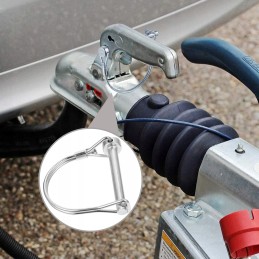 PTO hitch pin locking the shaft