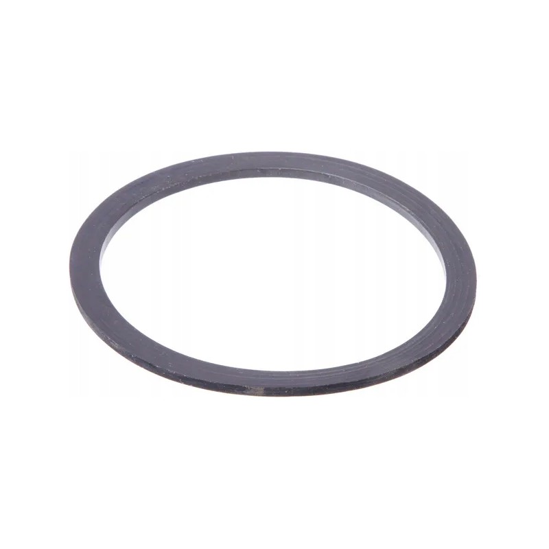 The sealing ring of the oil filter body is worn out