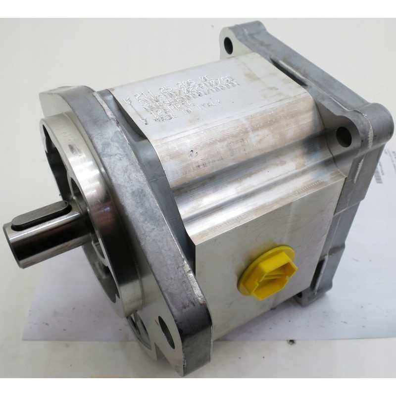 Snp3 22d ci47 e hyd gear pump