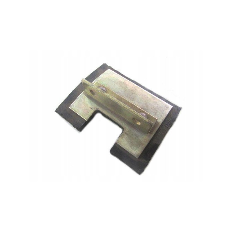 Conveyor blade with Polish bison fittings