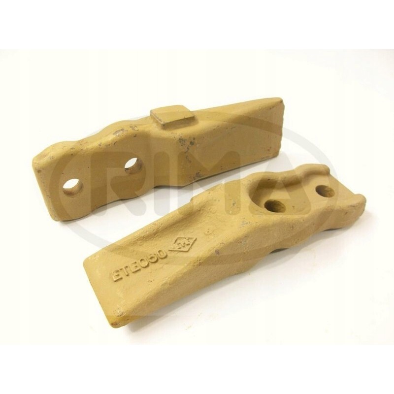 Universal tooth for a mini excavator