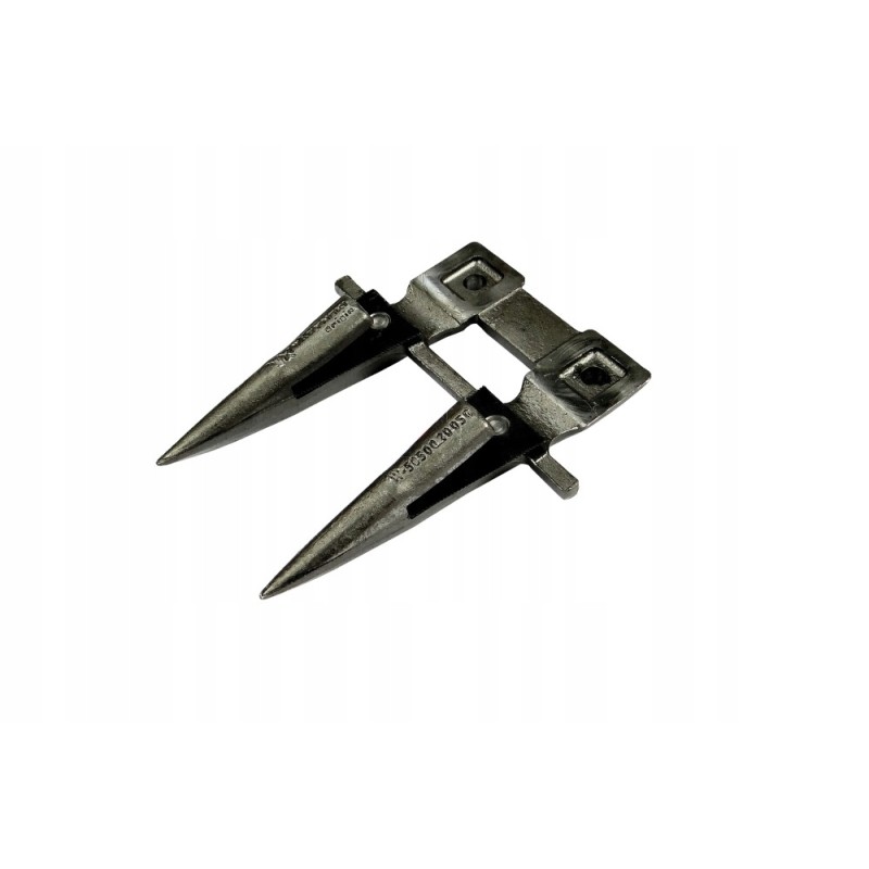 Double finger bayonet, forged Varyna bison