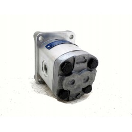 Hydraulic gear pump 4 bolt flange