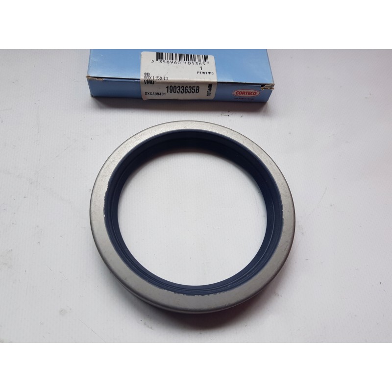 Kamatsu crankshaft shaft seal