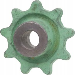 Chain wheel of the grain and ear feeder