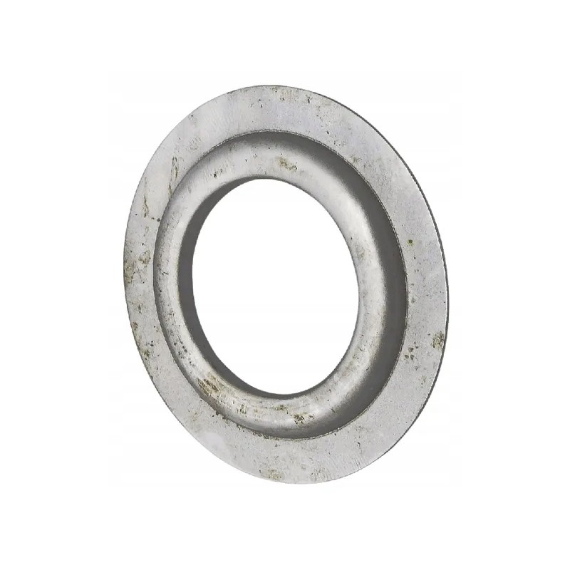 The metal collar of the shaker fits the bison