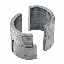 Two-piece bushing of the Bison strawberry shaker shaft