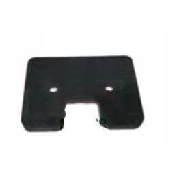 Rubber conveyor blade with 2 spacers