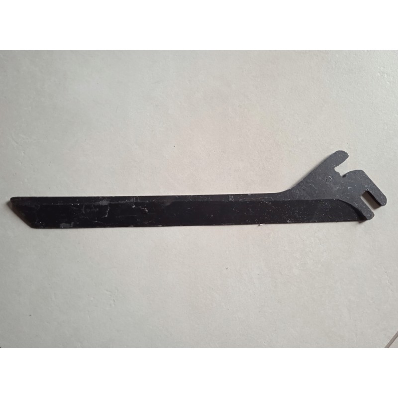 Stoll topper knife, right