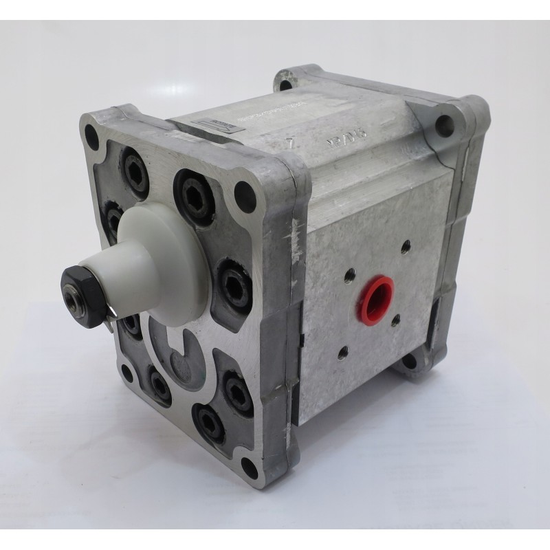 Snp3 c44l txba hydraulic gear pump