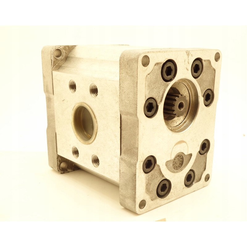 Snp3 a63l hydraulic gear pump
