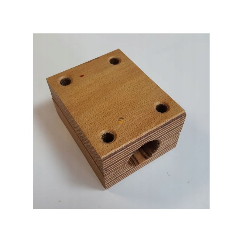 Wooden bushing for the shaker mf 1720742m91 100x75