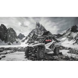 Polaris RZR 1000 Pro roof with storage compartments