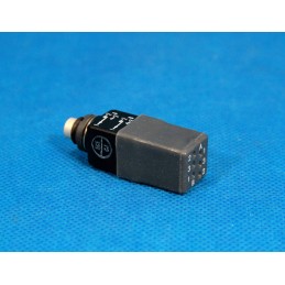 Dual-circuit-encapsulated-push-button aviation