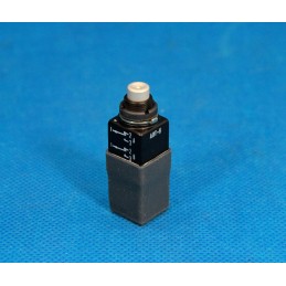 Dual-circuit-encapsulated-push-button aviation