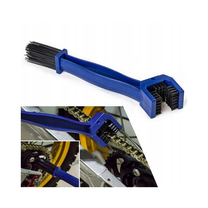 Brush for cleaning the chain and sprockets