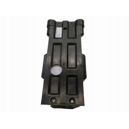 Bottom cover for tgb target blade 525 550