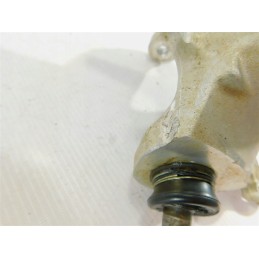 Right steering knuckle yamaha yfm 550 700 grizzly 3b4 23502 01 00