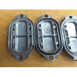 The cap covers the head of the Kawasaki KFX 700