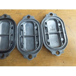 The cap covers the head of the Kawasaki KFX 700