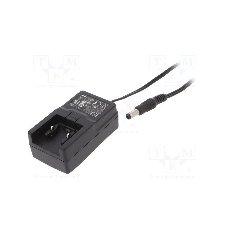 1 pcs x XP POWER - ACM06US05 - Power supply: switched-mode, plug, 5VDC, 1A, 6W, Plug: none, 80%