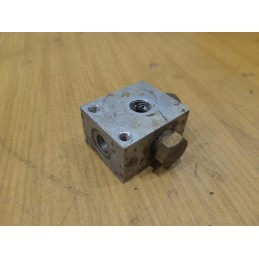 Polaris scrambler 500 brake distributor