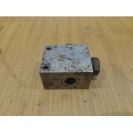 Polaris scrambler 500 brake distributor