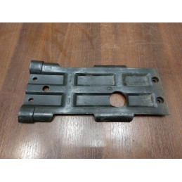 Bottom cover plug tgb 425 blade