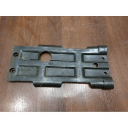 Bottom cover plug tgb 425 blade