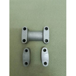 Quad cross handlebar mount