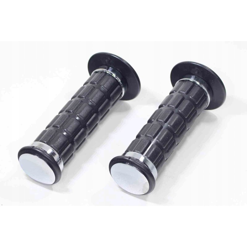 Quad steering wheel shifter with bands and chrome closed cap