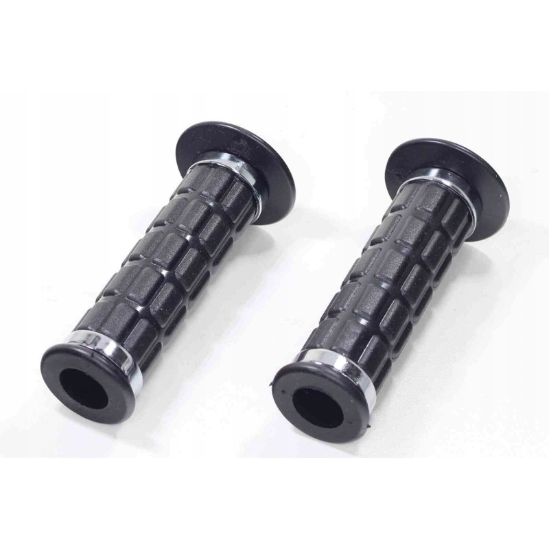 Quad steering wheel shifter with chrome bands open