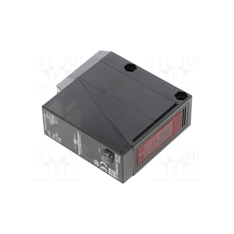 1 pcs x OMRON - E3JM-DS70M4-G - Sensor: photoelectric, Range: 0÷0.7m, SPDT, DARK-ON,LIGHT-ON, 3A