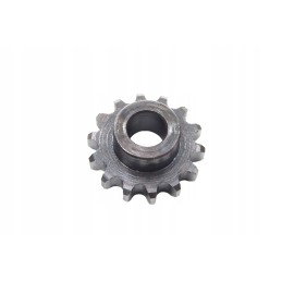 The chain sprocket clutched a small jaw 50 m