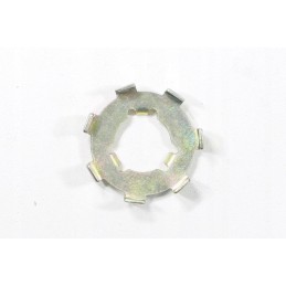 Securing the clutch nut for ATV 110 125 Cross