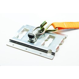 Attachment to the adapter strip for fastening belts