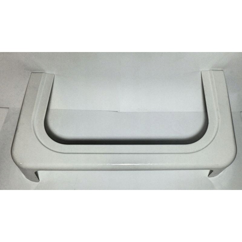 External cover for the Kronos Zefiro roller team camper door step