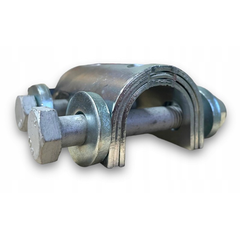 Set of adapters for hitches, hitch with SPP steelpress screws, reduction