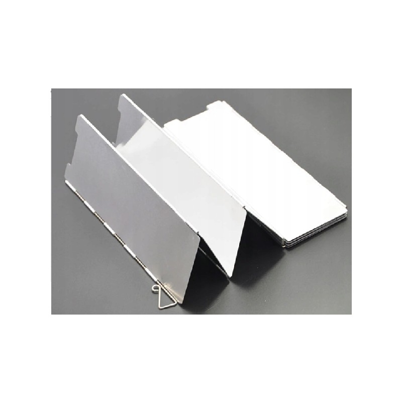 Folding 10-panel stove windbreak