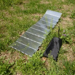 Folding 10-panel stove windbreak