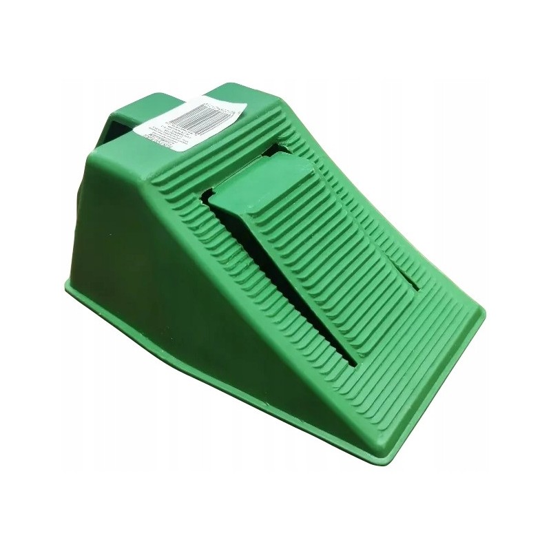 Wheel chock car trailer with brake pl