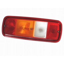 Rear right combination lamp recessed into the trailer