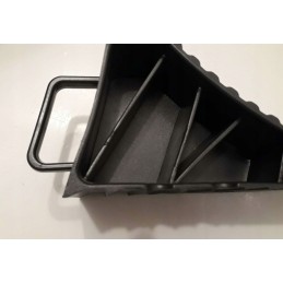 Set of wheel chocks with handle, 2 pieces, black, 1600 kg